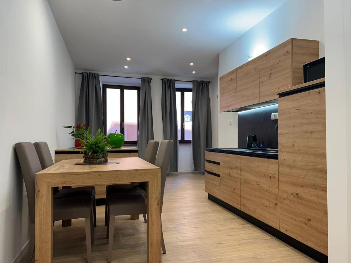Yugogo Mazzini 41 - Bilocale Trento Centro Apartamento Exterior foto