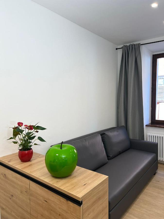 Yugogo Mazzini 41 - Bilocale Trento Centro Apartamento Exterior foto