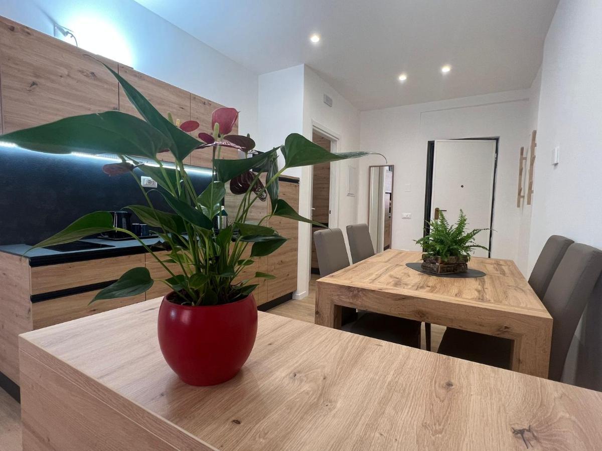 Yugogo Mazzini 41 - Bilocale Trento Centro Apartamento Exterior foto