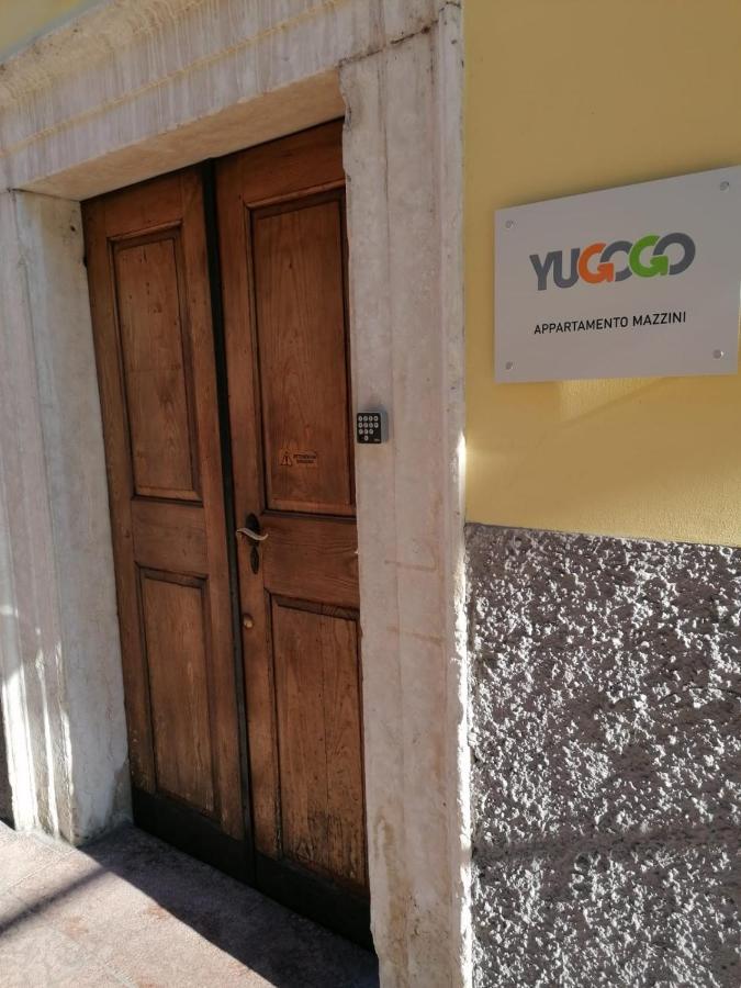 Yugogo Mazzini 41 - Bilocale Trento Centro Apartamento Exterior foto