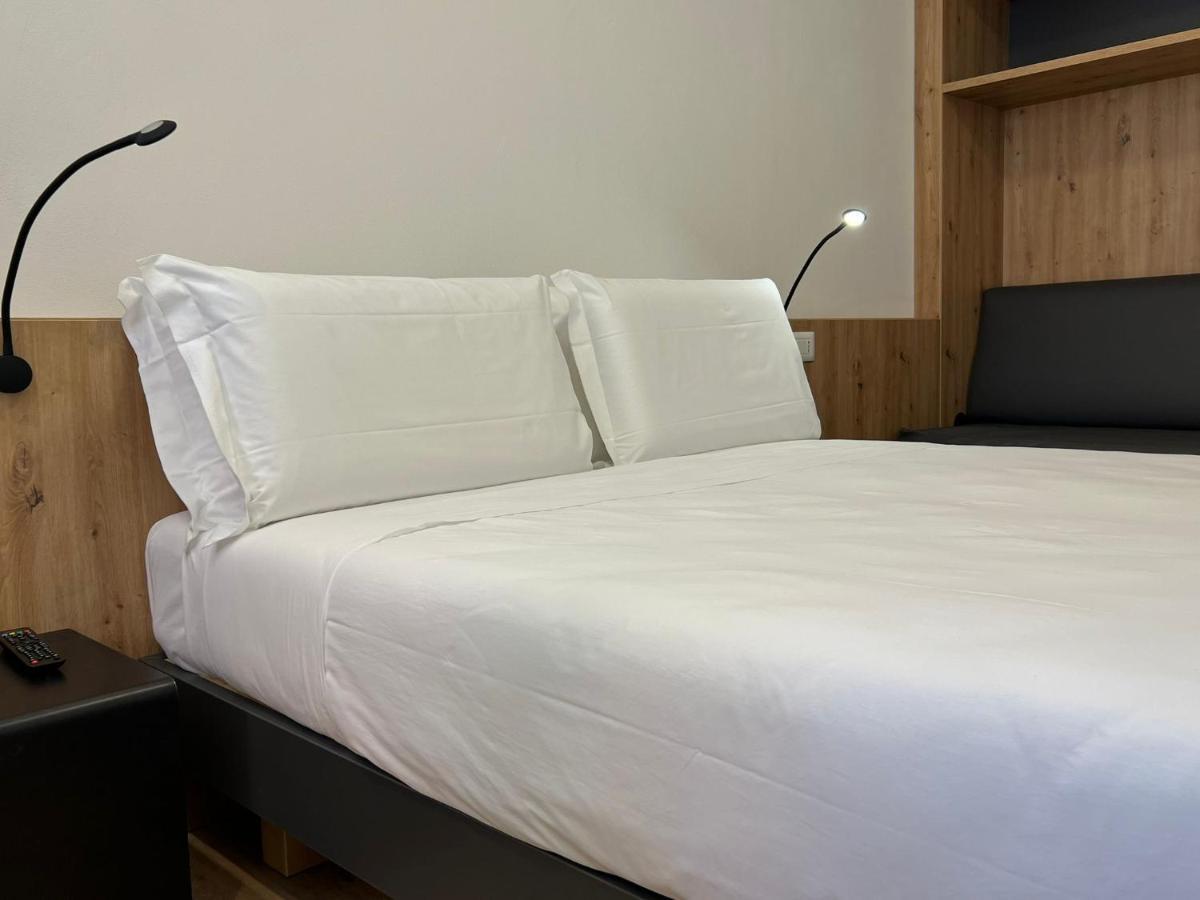 Yugogo Mazzini 41 - Bilocale Trento Centro Apartamento Exterior foto