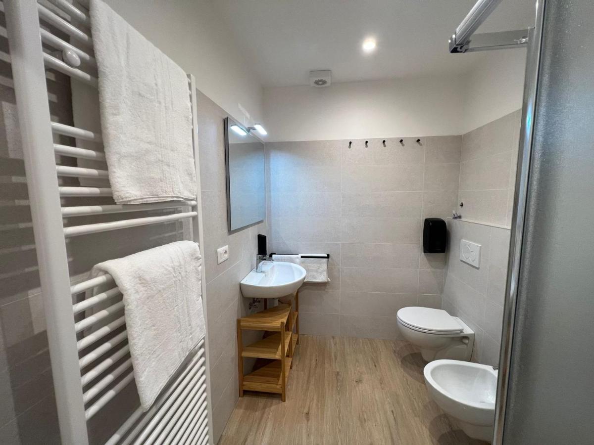 Yugogo Mazzini 41 - Bilocale Trento Centro Apartamento Exterior foto
