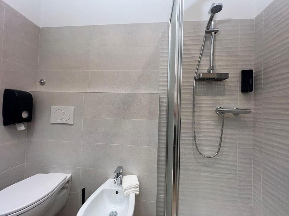 Yugogo Mazzini 41 - Bilocale Trento Centro Apartamento Exterior foto